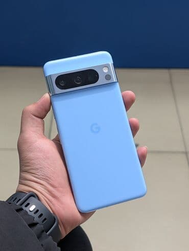 Google Pixel 8 Pro, Б/у, 128 ГБ, цвет - Голубой, 1 SIM, eSIM