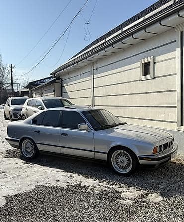 BMW 5 series: 1992 г., 2.5 л, Механика, Бензин, Седан