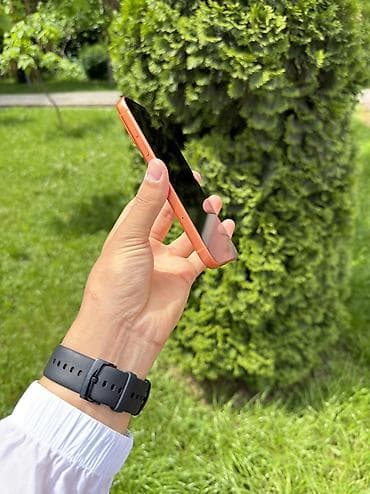 mix 3: IPhone 17 Pro, Новый, 256 ГБ, Оранжевый, Зарядное устройство, Защитное стекло, Кабель, В рассрочку, 98 % — 4
