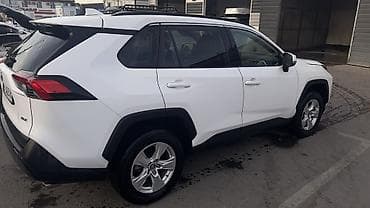 toyota rav4: Toyota RAV4: 2020 г., 2.5 л, Автомат, Бензин, Кроссовер — 2