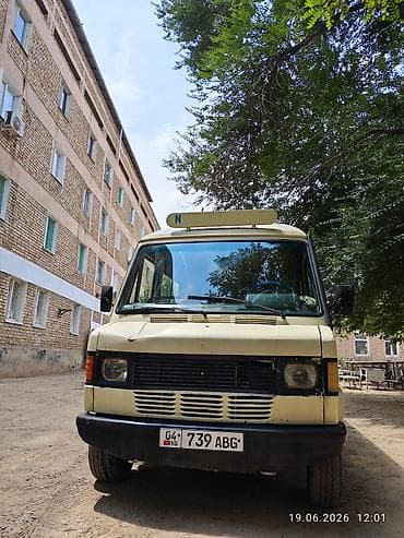 мерс c: Mercedes-Benz T1: 1992 г., Механика, Дизель, Фургон — 1