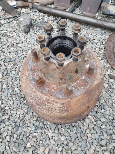 ступицы: Ступица мост задний мерседес бенз 817 привозной Б/У — 2