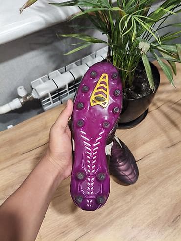 Бутсы: Футбольные бутсы Mizuno Morelia Neo Носил на пару игр, очень удобные — 4
