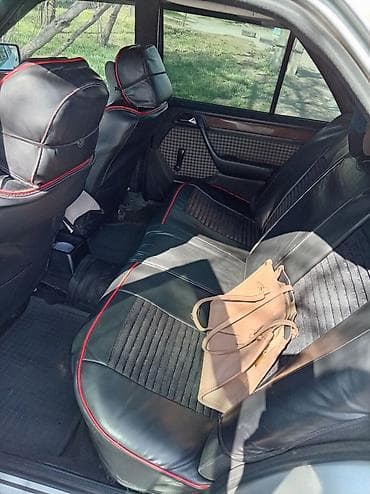 салон мерседес 220: Mercedes-Benz W124: 1992 г., Седан — 6