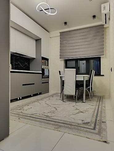 Бөлмөлөр: 3 бөлмө, Душ кабинасы, Жаздык, жууркан-төшөк каптары, Кондиционер — 1