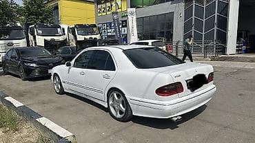 фонари: Mercedes-Benz E-Class: 2000 г., Автомат, Бензин, Седан — 3