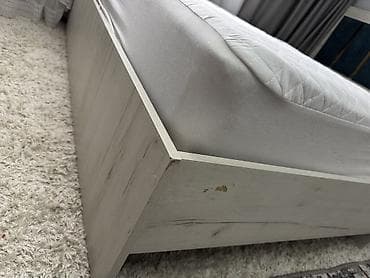 Двуспальная кровать, Б/у, С матрасом, длина - 200 см — 6