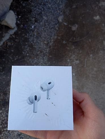 Apple AirPods Pro (беспроводные наушники-вкладыши) - Активное