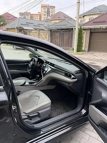 windom 2003: Toyota Camry: 2019 г., 2.5 л, Бензин, Седан — 6