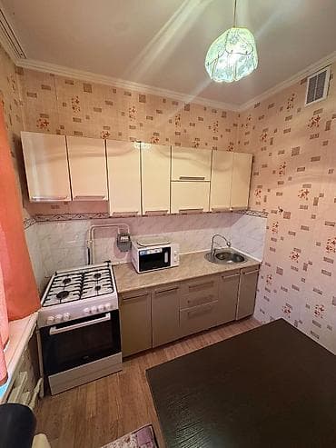 Квартиры: 3 комнаты, 62 м², 105 серия, 5 этаж, Евроремонт — 9