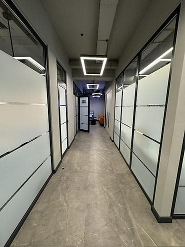 Соода контейнерлерин сатуу: Кеңселерди сатуу 130 м², Ремонту бар, Эмереги менен, Бизнес борбор, 7 кабат — 4