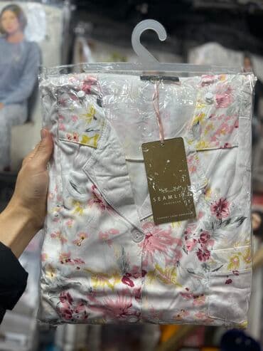 белая ночная сорочка: Пижамы в клетку Пижама женская рынок Орто-Сай «Оберон» 1️⃣📍7 ряд 122 — 8