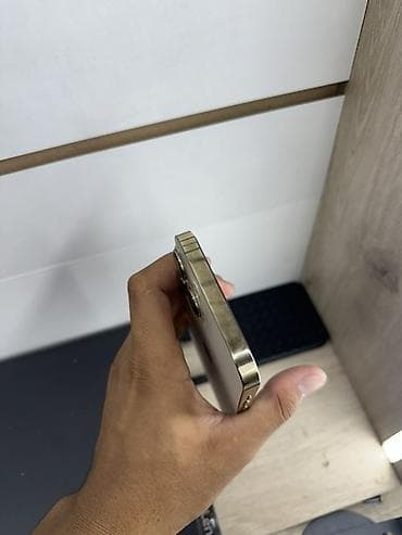 Техника и электроника: IPhone 12 Pro Max, цвет Gold - Экран 6.7" Super Retina XDR OLED - — 3