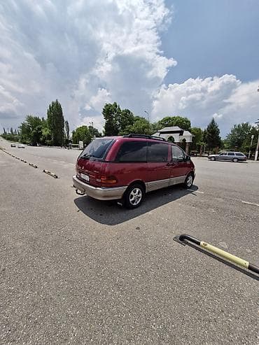 1995: Toyota Previa: 1995 г., 2.4 л, Механика, Газ, Минивэн — 3