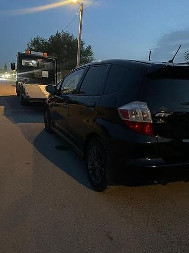 subaru crostek: Honda Fit: 2009 г., Вариатор, Бензин, Хэтчбэк — 6