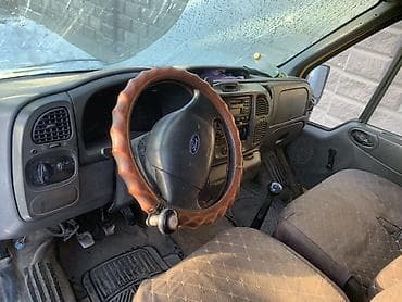 aion v: Фургон Ford Transit (длинная база, высокий кузов), жёлтый. Кузов и — 4