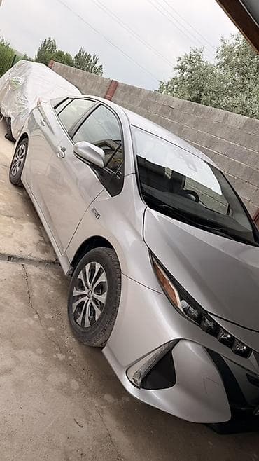 daewoo musso: Toyota Prius: 2020 г., 1.8 л, Робот, Гибрид, Лифтбек — 1