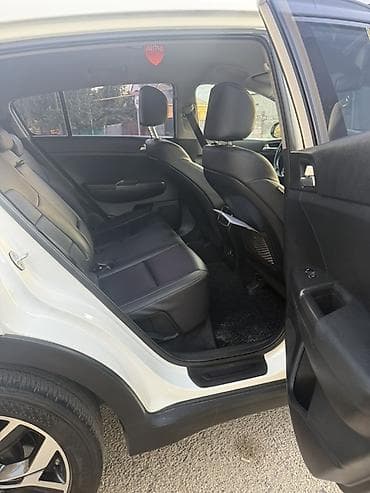 mazda cronos: Kia Sportage: 2019 г., 2 л, Автомат, Дизель, Кроссовер — 4