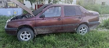 ваз lada: Volkswagen Vento: 1992 г., 1.8 л, Механика, Седан — 8