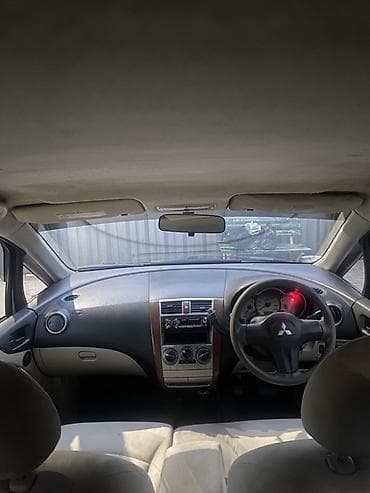 Mitsubishi Colt: 2003 г., 1.3 л, Автомат, Бензин, Хэтчбэк — 10