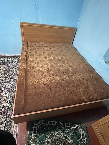 продам тополь: Спальный гарнитур, Двуспальная кровать, ДСП, цвет - Коричневый — 1