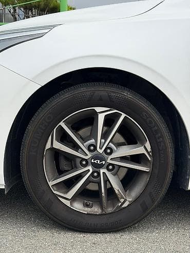ка три: Kia K3: 2021 г., Седан — 7