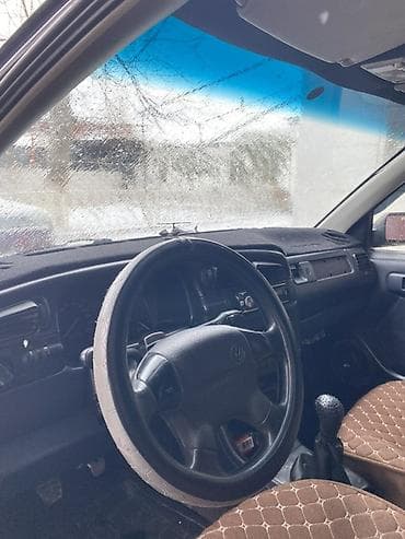 golf vento: Volkswagen Vento: 1993 г., 2 л, Ручные, Бензин, Седан — 5