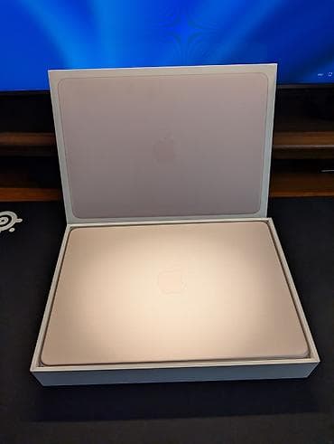 ipad m4: Apple MacBook Neo (цвет: розовый, корпус тонкий из алюминия) - Экран — 5
