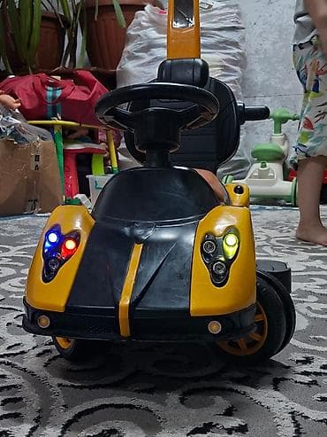 Игрушки: Детская каталка-машинка с ручкой для родителей - Тип: прогулочная — 2