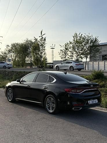 kia ceed: Hyundai Grandeur: 2018 г., 2.2 л, Автомат, Дизель, Седан — 4