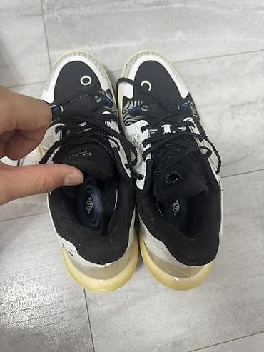 Личные вещи: Баскетбольные кроссовки Li-Ning (серия Way of Wade, цвет Black/White) — 2