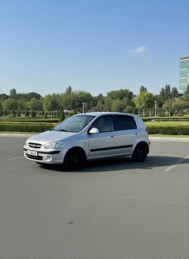 Hyundai Getz: 2004 г., 1.1 л, Механика, Бензин, Хэтчбэк at lalafo.kg Hyundai Getz: 2004 г., 1.1 л, Механика, Бензин, Хэтчбэк