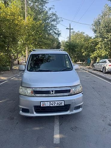Транспорт: Honda Stepwgn: 2004 г., Автомат, Бензин, Минивэн — 3