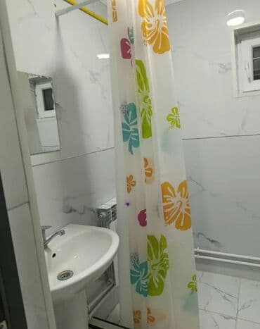 гостиница бишкек кызыл аскер: Ак-Орго ж/м Сдается 2комн. времянка Внутри есть все условия для — 6