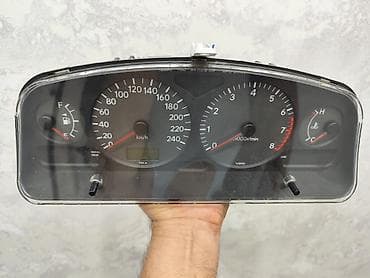 Щиток приборов Toyota 2001 г., Б/у, Оригинал, Япония
