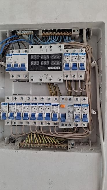 Электрический щит, CHINT, Трехфазные