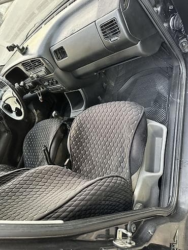 Унаа сатуу: Volkswagen Golf: 1994 г., 1.6 л, Кол менен иштөөчү, Бензин, Хетчбек — 7