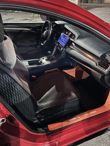 спортивные мотоциклы бу: Honda Civic: 2017 г., 1.5 л, Механика, Бензин, Хэтчбэк — 10