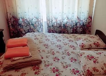 продам дешево: Сдается 2‑комнатная квартира посуточно/помесячно. день 1300с ночь — 3