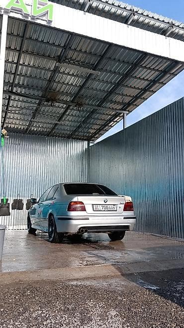 Унаа: BMW 5 series: 2000 г., 2.5 л, Кол менен иштөөчү, Бензин, Седан — 5