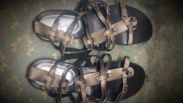 шлепка: Продаю шлепки, сандали, босоножки. Производство Италия. Натуральная — 1