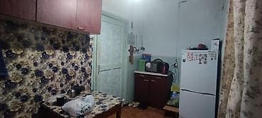 Продажа комнат: Продаётся 2-комнатная квартира (дом барачного типа), г. Кант, ул — 10