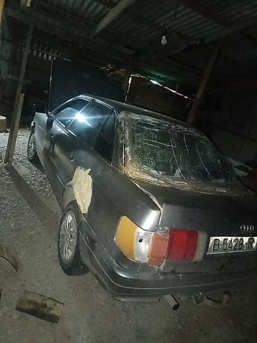 продажа авто ауди: Audi 80: 1989 г., Механика, Бензин, Седан — 4