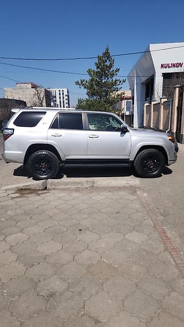 tayota 4 runner: Toyota 4Runner: 2021 г., 4 л, Автомат, Бензин, Внедорожник — 9