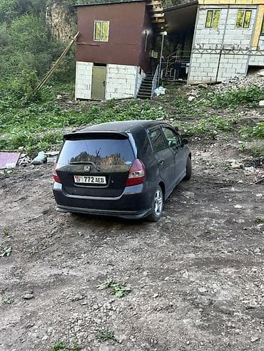 kia k3 хатчбек: Honda Fit: 2002 г., 1.3 л, Вариатор, Хэтчбэк — 7