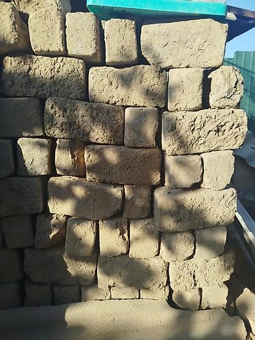 страителный мусор: Саманныe кирпичи для строительства и хозяйственных работ. Натуральный — 1