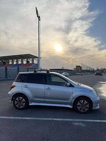 Toyota Ist: 2002 г., 1.3 л, Автомат, Бензин, Хэтчбэк — 7