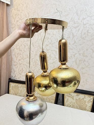 Люстры: Люстра с тремя лампами — 1