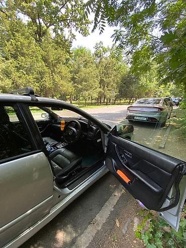 Subaru Legacy: 2002 г., 3 л, Автомат, Бензин, Седан — 5