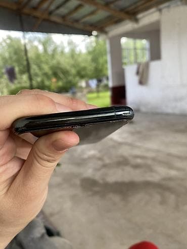 appl: IPhone 11 Pro, Matte Midnight Green — 6